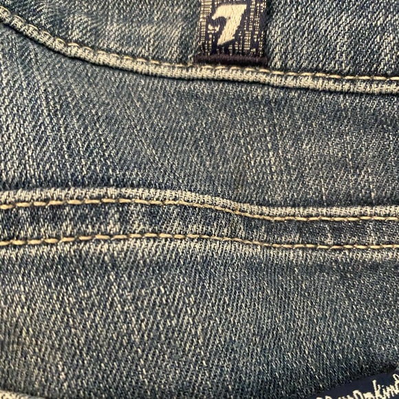7 for all mankind size 32 jeans. Seven for all mankind Capri style.  Okay shape - Picture 3 of 7